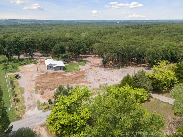 20910 Black Jack Trail, Kellyville, OK 74039