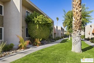 250 E Via Escuela C, Palm Springs, CA 92262