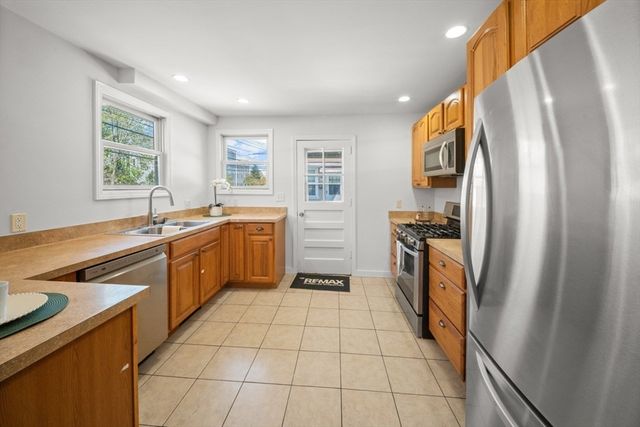 1180 Main Street 1, Waltham, MA 02451