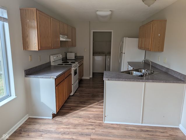 693 Cembra Drive, Greenwood, IN 46143