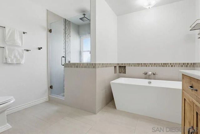 29059 Meadow Glen Way W, Escondido, CA 92026