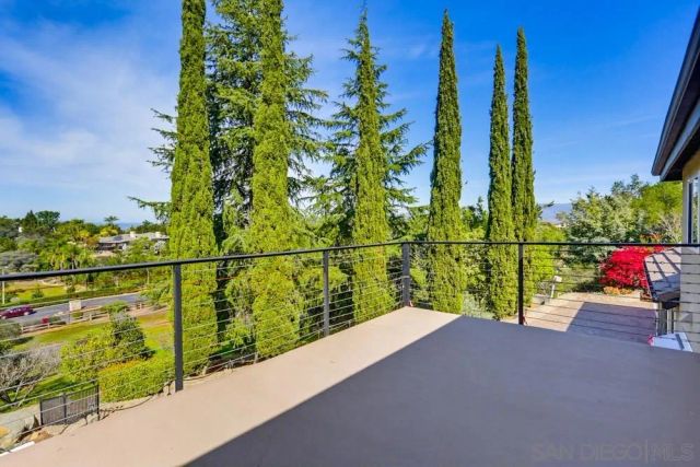 29059 Meadow Glen Way W, Escondido, CA 92026