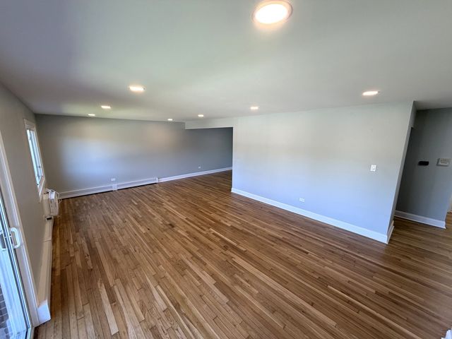8936 Northshore Drive 1G, Des Plaines, IL 60016