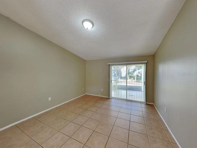 2275 CORK OAK STREET E, Sarasota, FL 34232