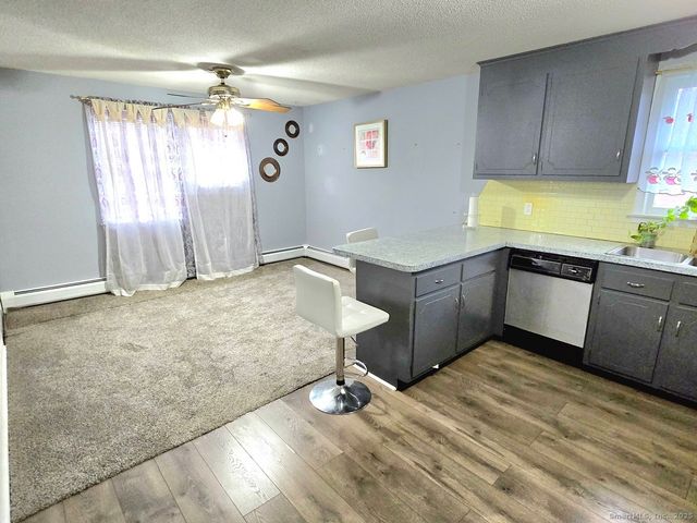 24 Acorn Street 2, New Britain, CT 06051