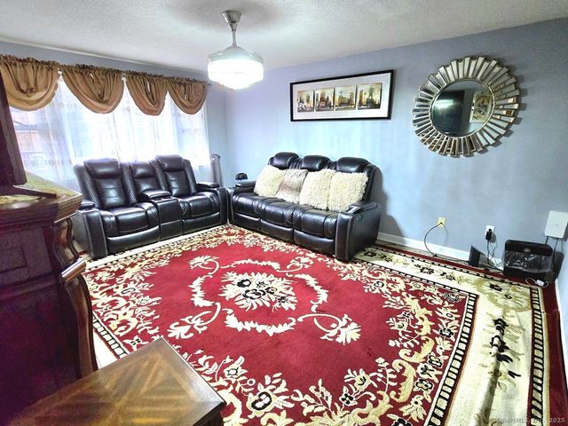 24 Acorn Street 2, New Britain, CT 06051