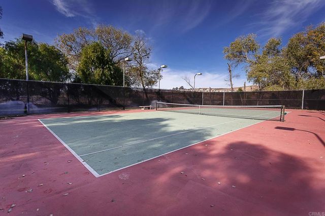 21423 Bramble Way, Saugus, CA 91350