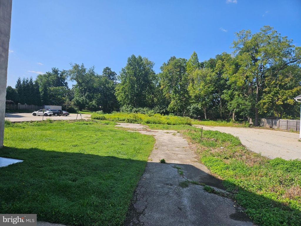 608 GERMANTOWN PIKE, LAFAYETTE HILL, PA 19444 — photo 2