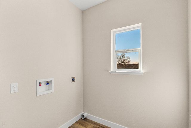 2379 E Willow St, Stockton, CA 95205