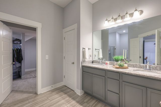 2108 Halfmoon Way, Murfreesboro, TN 37130