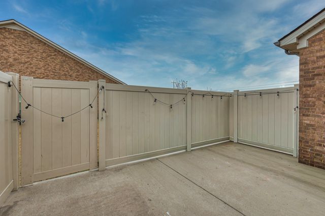 2108 Halfmoon Way, Murfreesboro, TN 37130