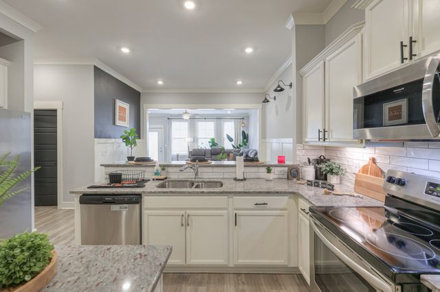 2108 Halfmoon Way, Murfreesboro, TN 37130