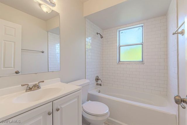 4140 SW 6th AVE, Cape Coral, FL 33914