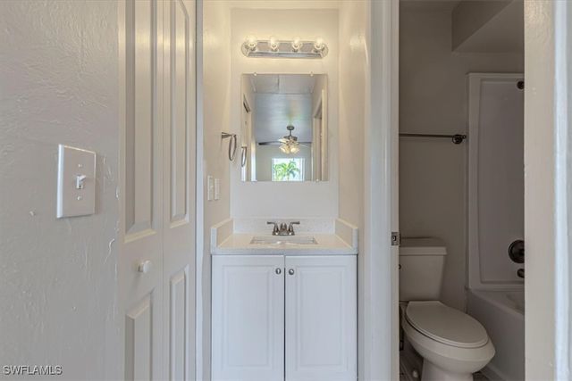 4140 SW 6th AVE, Cape Coral, FL 33914