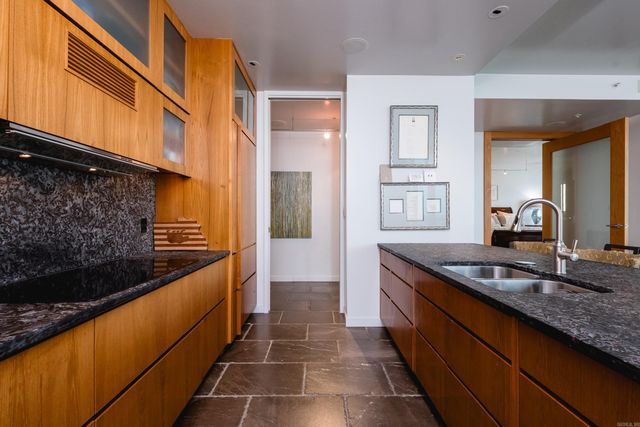 300 E 3rd St Apt 1602, Little Rock, AR 72201