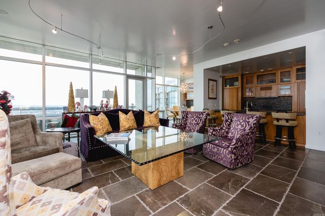 300 E 3rd St Apt 1602, Little Rock, AR 72201