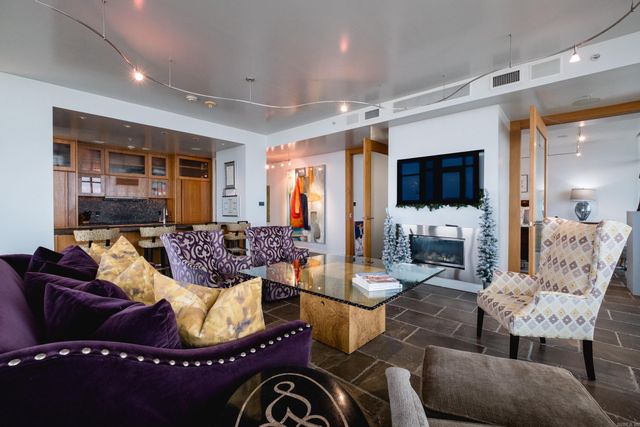 300 E 3rd St Apt 1602, Little Rock, AR 72201