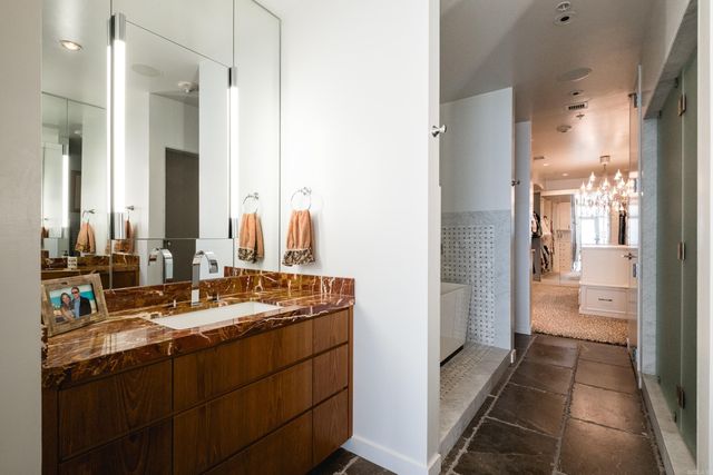 300 E 3rd St Apt 1602, Little Rock, AR 72201