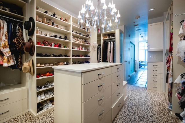 300 E 3rd St Apt 1602, Little Rock, AR 72201