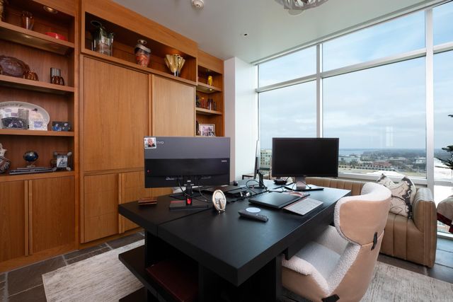 300 E 3rd St Apt 1602, Little Rock, AR 72201