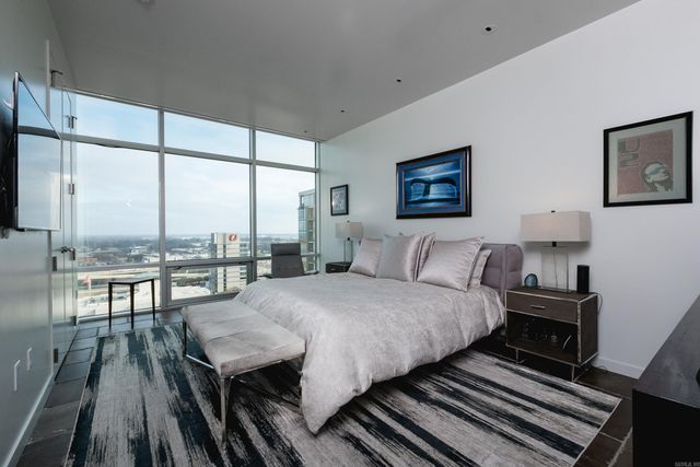 300 E 3rd St Apt 1602, Little Rock, AR 72201