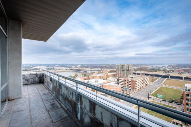 300 E 3rd St Apt 1602, Little Rock, AR 72201