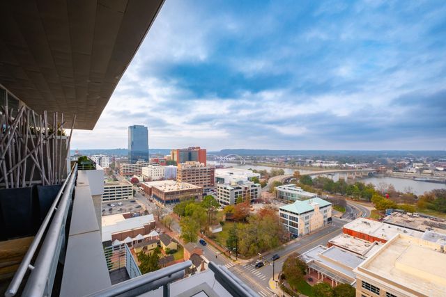 300 E 3rd St Apt 1602, Little Rock, AR 72201