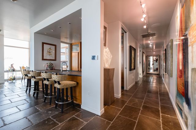 300 E 3rd St Apt 1602, Little Rock, AR 72201