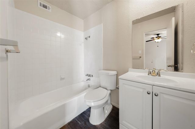 2314 Greenfield PKWY 207, Austin, TX 78741