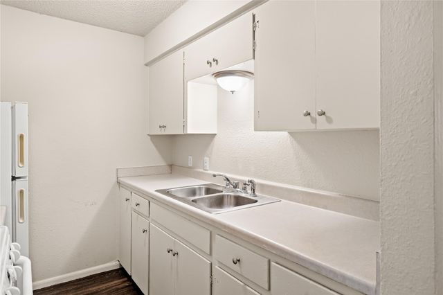2314 Greenfield PKWY 207, Austin, TX 78741