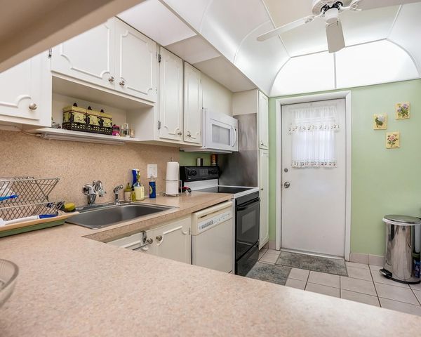 3090 N Course Drive 112, Pompano Beach, FL 33069