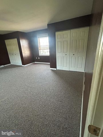 135 SWEETWATER LN, Newmanstown, PA 17073