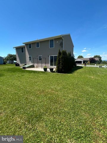 135 SWEETWATER LN, Newmanstown, PA 17073