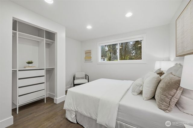 4364 151st Avenue SE, Bellevue, WA 98006