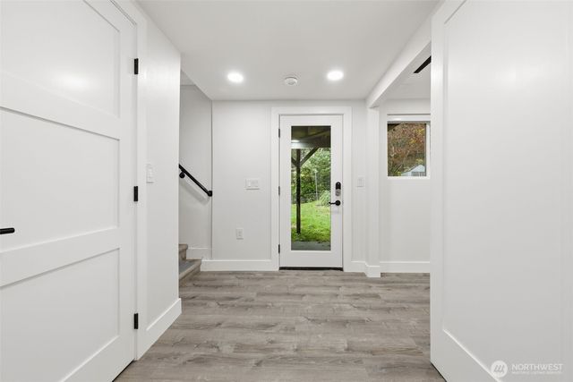 4364 151st Avenue SE, Bellevue, WA 98006