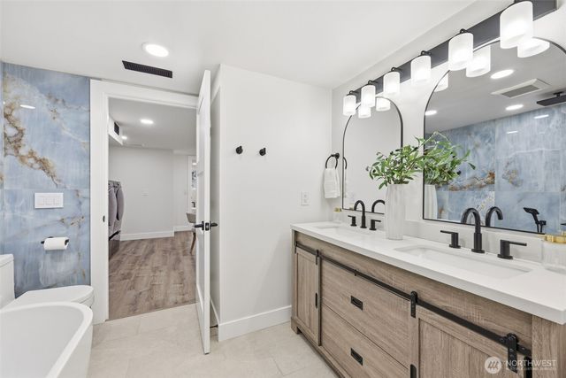 4364 151st Avenue SE, Bellevue, WA 98006