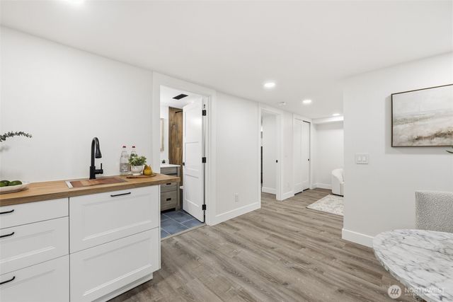 4364 151st Avenue SE, Bellevue, WA 98006