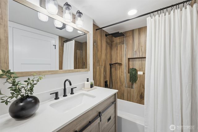 4364 151st Avenue SE, Bellevue, WA 98006