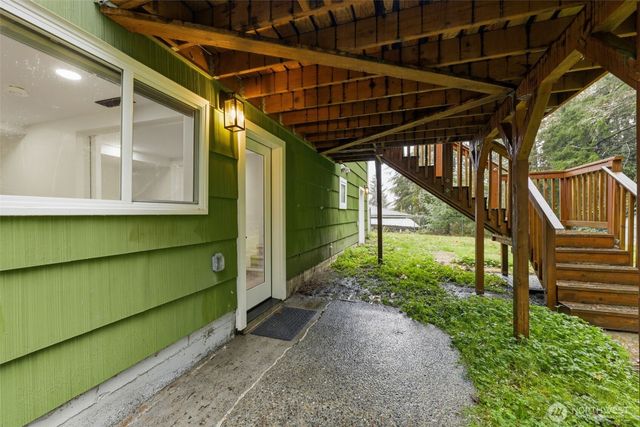 4364 151st Avenue SE, Bellevue, WA 98006