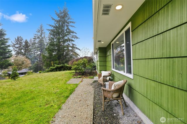 4364 151st Avenue SE, Bellevue, WA 98006