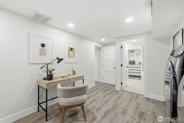 4364 151st Avenue SE, Bellevue, WA 98006