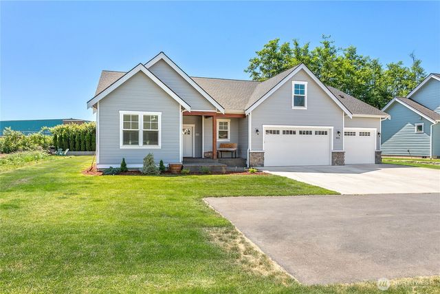 801 Pine Crest Drive, Everson, WA 98247