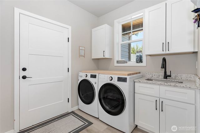 801 Pine Crest Drive, Everson, WA 98247