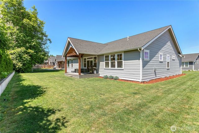 801 Pine Crest Drive, Everson, WA 98247