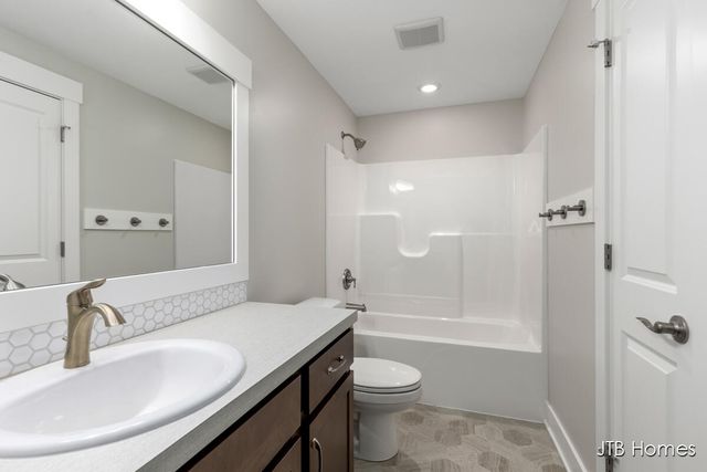 5546 Albright Avenue Sw 21, City Of Wyoming, MI 49418