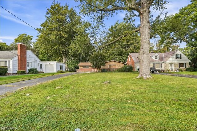 110 E 252nd Street, Euclid, OH 44132