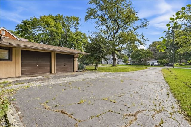 110 E 252nd Street, Euclid, OH 44132