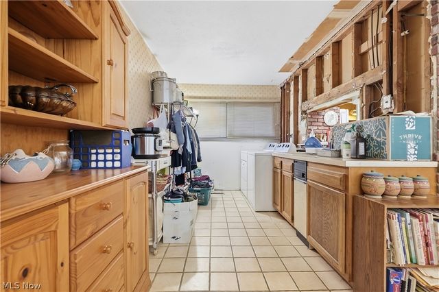 110 E 252nd Street, Euclid, OH 44132