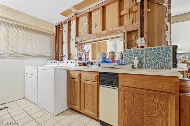 110 E 252nd Street, Euclid, OH 44132