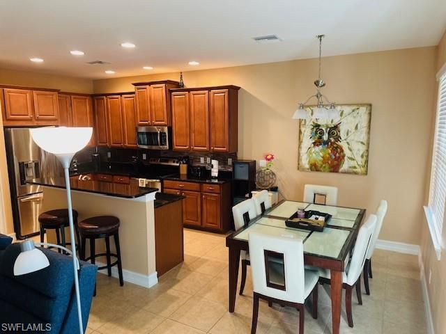 1497 Birdie DR, Naples, FL 34120